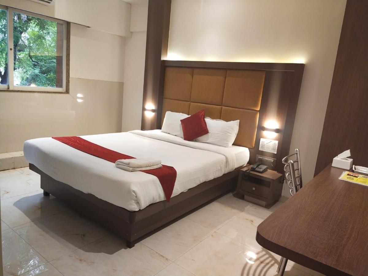 Hotel Monarch Express Near Karnala Sports Academy Panvel,Navi Mumbai Esterno foto