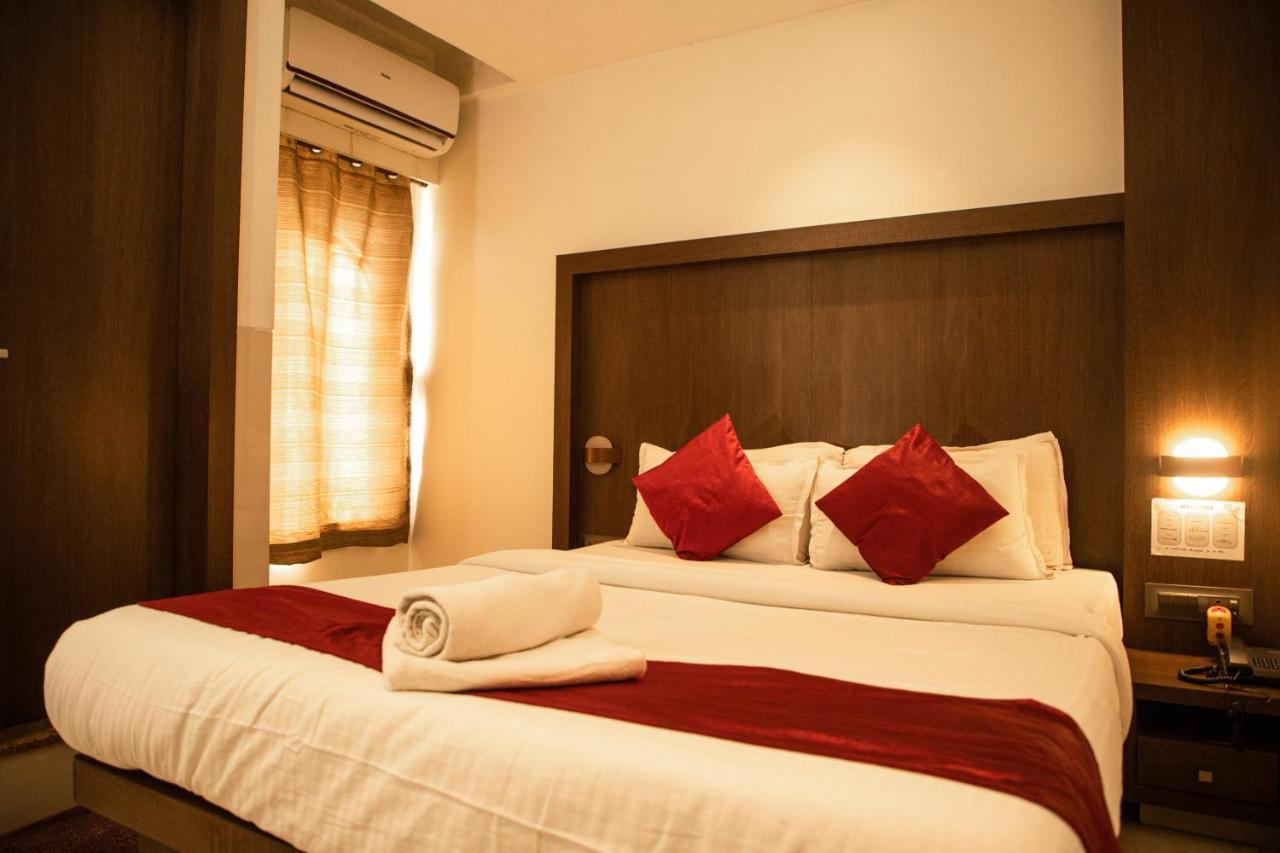 Hotel Monarch Express Near Karnala Sports Academy Panvel,Navi Mumbai Esterno foto